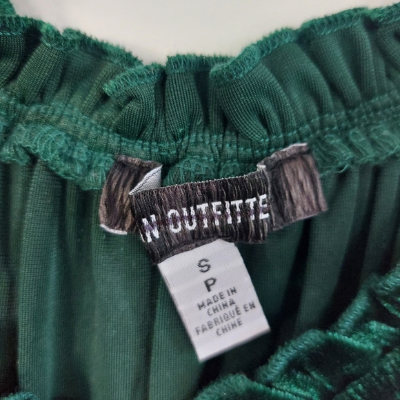 UO Rosie Emerald Velvet Smocked Romper - Picture 6 of 6